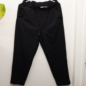 Lululemon high rise cropped pants 23”